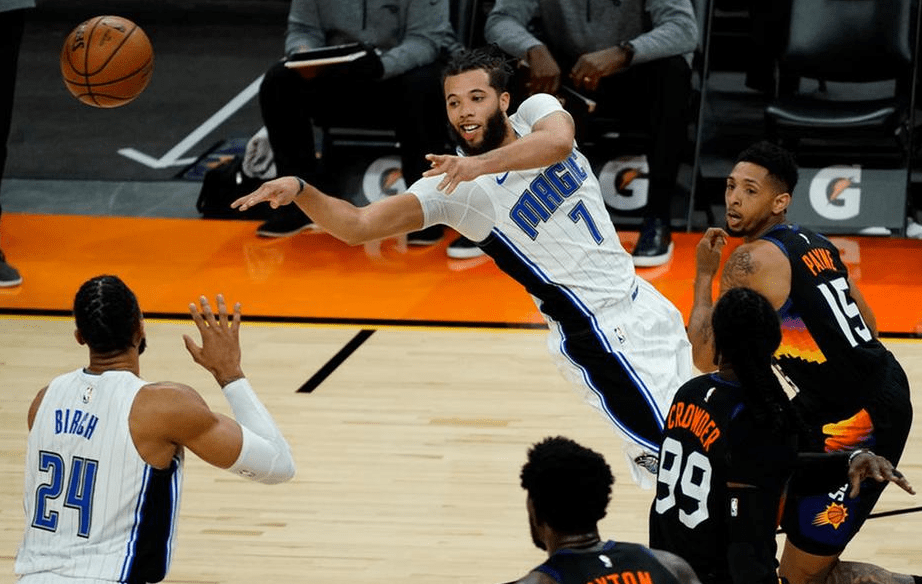 风云突变!奥兰多魔术今晨扳平良机,欧冠版图或变,管理层满意,身体对抗强度拉满 风云突变!奥兰多魔术今晨扳平良机,欧冠版图或变,管理层满意,身体对抗强度拉满