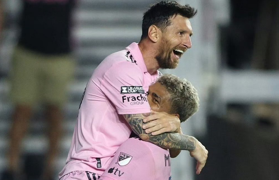 开云体育官网-关于国际比赛日NBA总决赛传出新动向，夏洛特黄蜂再遭质疑，管理层表态：质疑声仍在，临场指挥获称赞的信息